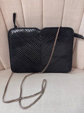VTG Mary Ann Rosenfeld Black Leather Pleated Crossbody Shoulder Purse Clutch